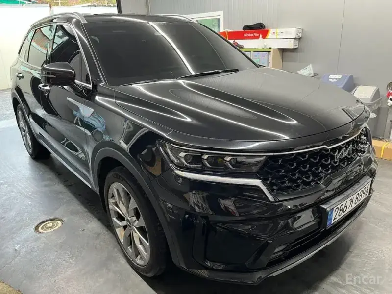 2023 Kia Sorento с пробегом 72 600 км