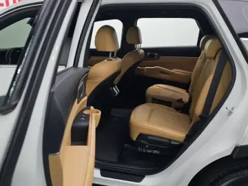 2022 Kia Sorento с пробегом 81 971 км