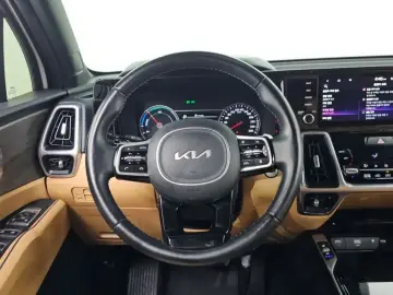 2022 Kia Sorento с пробегом 81 971 км