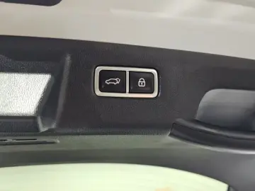 2022 Kia Sorento с пробегом 81 971 км