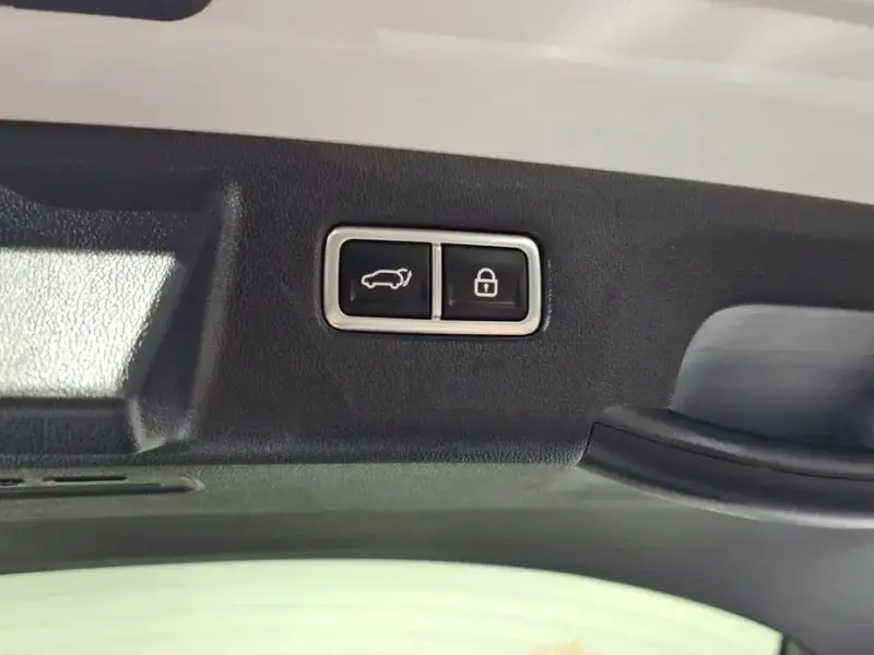 2022 Kia Sorento с пробегом 81 971 км