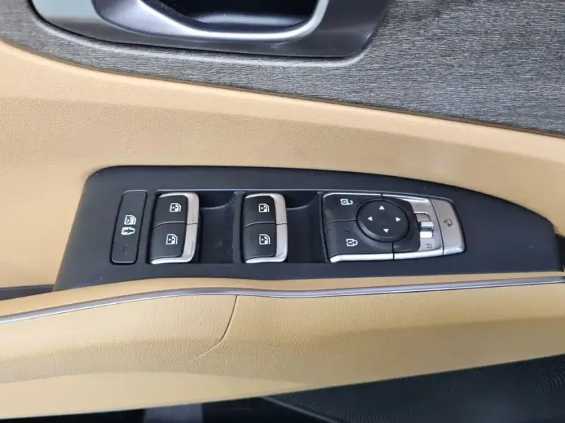2022 Kia Sorento с пробегом 81 971 км