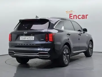 2021 Kia Sorento с пробегом 64 499 км
