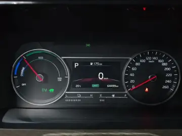 2021 Kia Sorento с пробегом 64 499 км