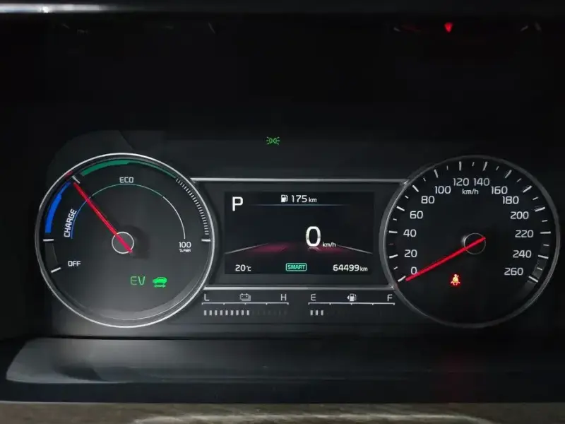 2021 Kia Sorento с пробегом 64 499 км