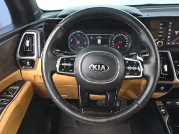 2021 Kia Sorento с пробегом 64 499 км
