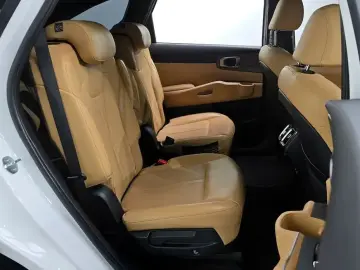 2022 Kia Sorento с пробегом 53 566 км