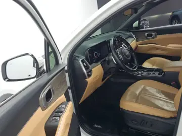 2022 Kia Sorento с пробегом 67 709 км