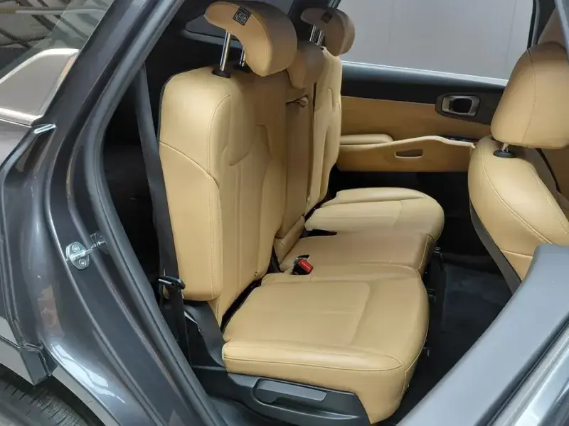 2021 Kia Sorento с пробегом 65 608 км