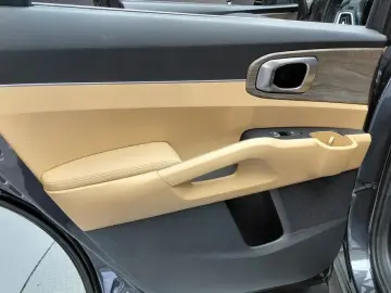 2021 Kia Sorento с пробегом 65 608 км