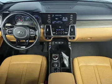 2021 Kia Sorento с пробегом 38 072 км