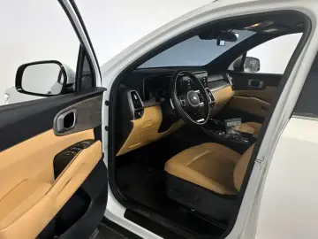 2021 Kia Sorento с пробегом 38 072 км