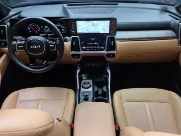 2022 Kia Sorento с пробегом 73 176 км