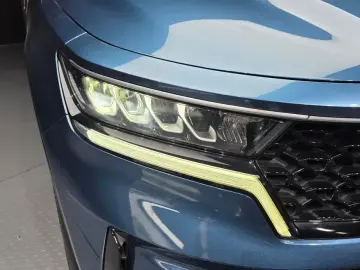 2022 Kia Sorento с пробегом 73 176 км
