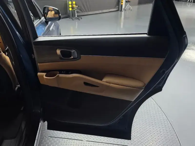 2022 Kia Sorento с пробегом 73 176 км