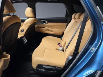 2022 Kia Sorento с пробегом 73 176 км