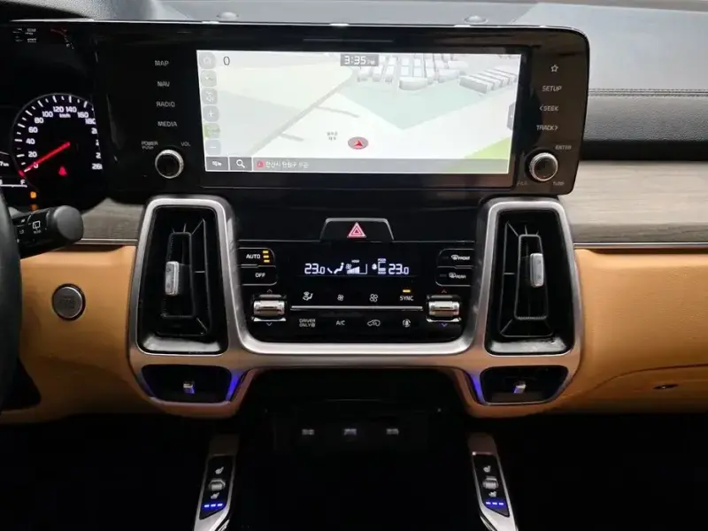 2021 Kia Sorento с пробегом 106 497 км