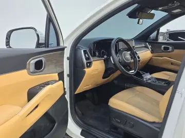 2022 Kia Sorento с пробегом 51 295 км