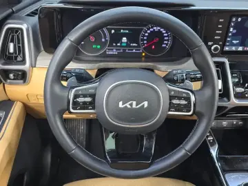 2022 Kia Sorento с пробегом 51 295 км