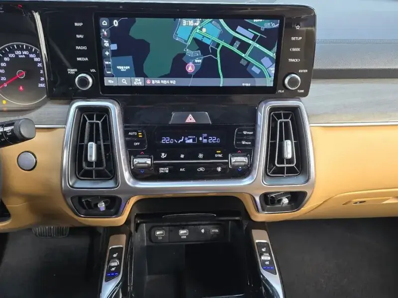 2022 Kia Sorento с пробегом 51 295 км