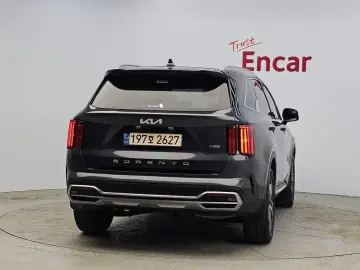 2022 Kia Sorento с пробегом 128 201 км