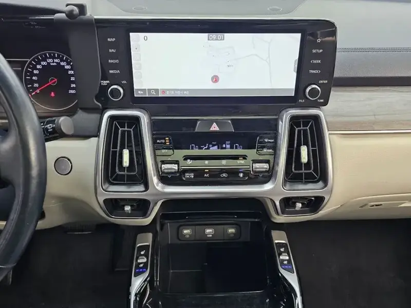 2022 Kia Sorento с пробегом 128 201 км