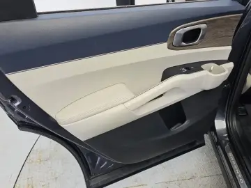 2022 Kia Sorento с пробегом 128 201 км