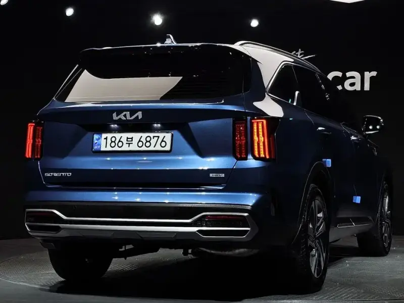 2023 Kia Sorento с пробегом 17 323 км