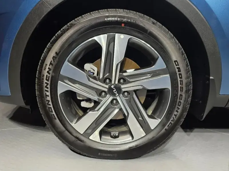 2023 Kia Sorento с пробегом 17 323 км