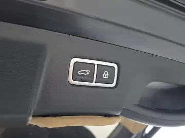 2022 Kia Sorento с пробегом 12 171 км