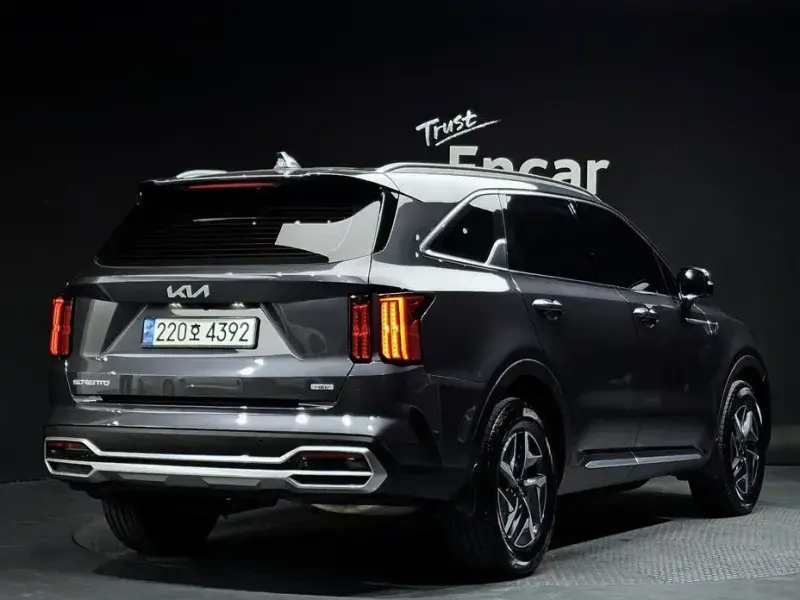 2023 Kia Sorento с пробегом 53 232 км