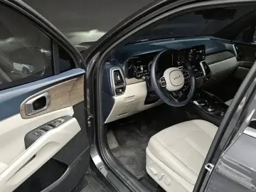 2023 Kia Sorento с пробегом 53 232 км