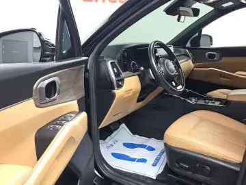 2022 Kia Sorento с пробегом 57 356 км