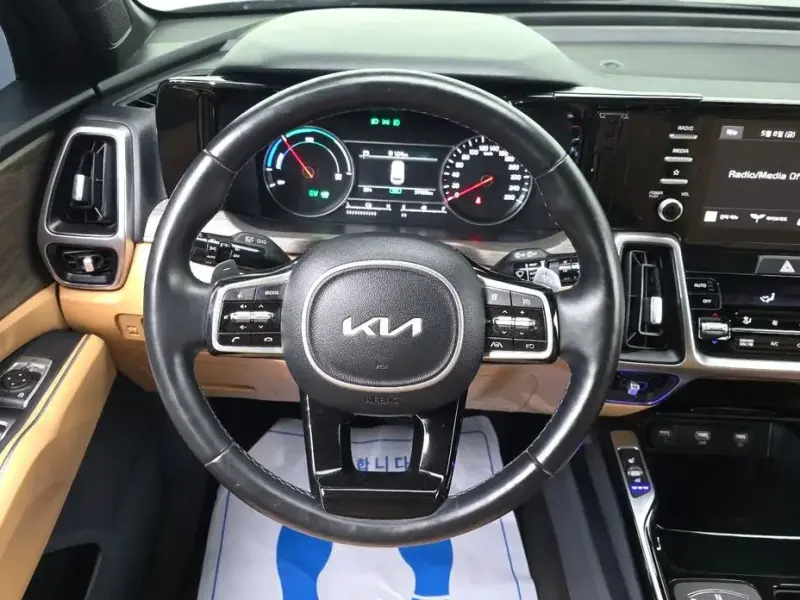 2022 Kia Sorento с пробегом 57 356 км