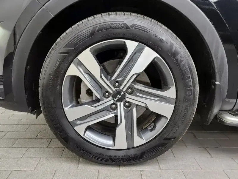 2022 Kia Sorento с пробегом 27 262 км