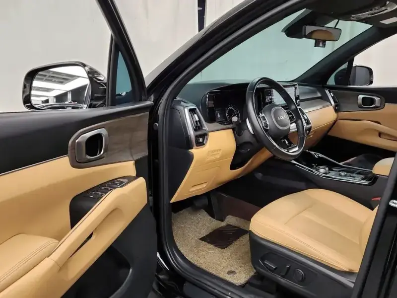 2022 Kia Sorento с пробегом 27 262 км