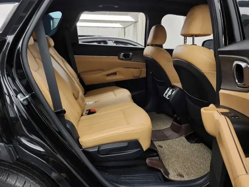 2022 Kia Sorento с пробегом 27 262 км