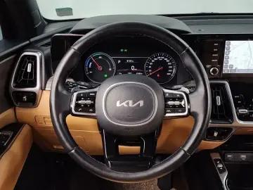 2022 Kia Sorento с пробегом 27 262 км
