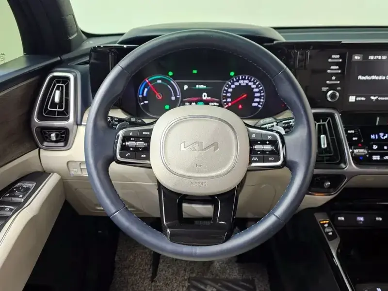 2022 Kia Sorento с пробегом 51 679 км
