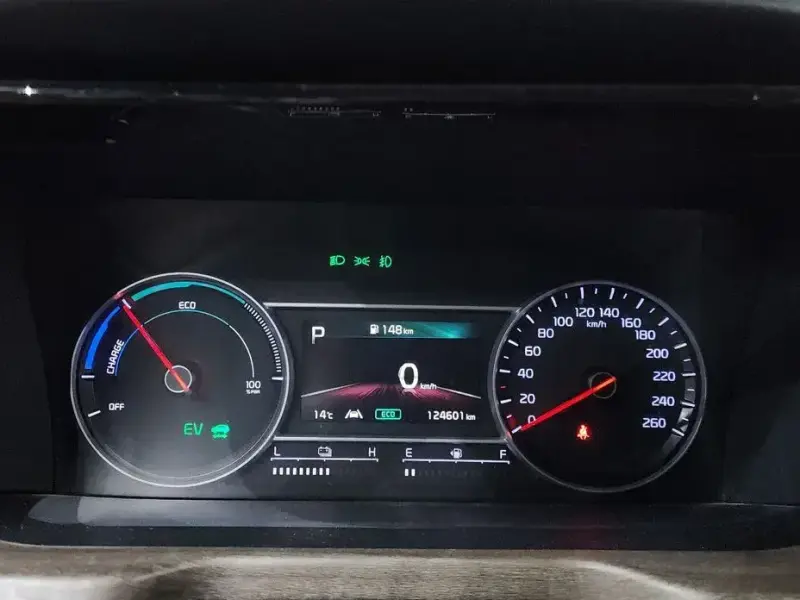 2022 Kia Sorento с пробегом 124 601 км