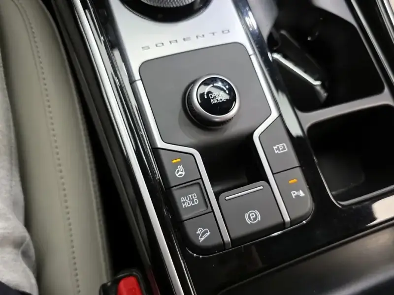 2022 Kia Sorento с пробегом 93 589 км