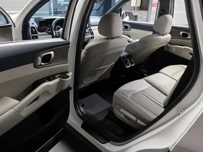 2022 Kia Sorento с пробегом 93 589 км