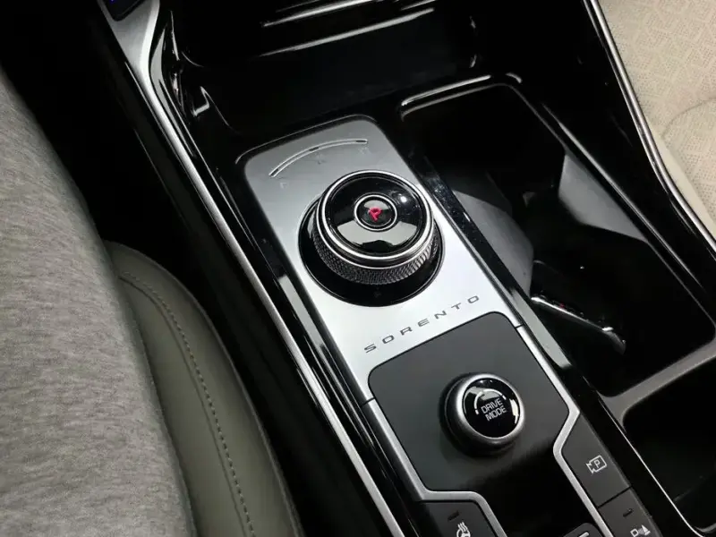 2022 Kia Sorento с пробегом 93 589 км