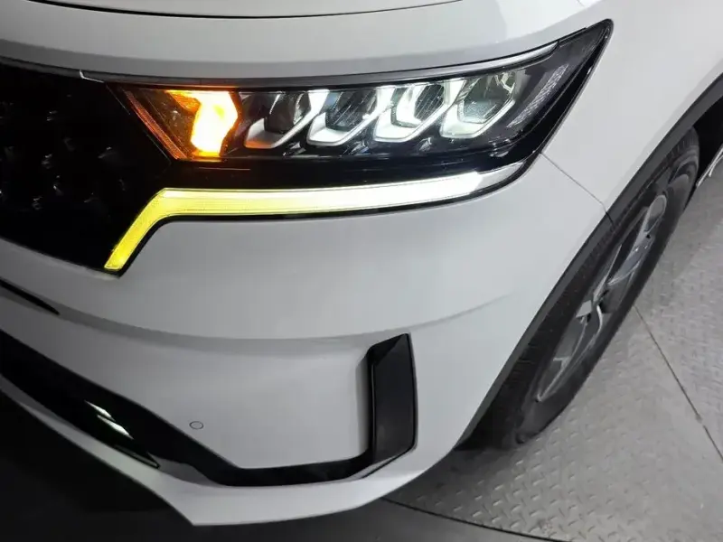 2022 Kia Sorento с пробегом 93 589 км