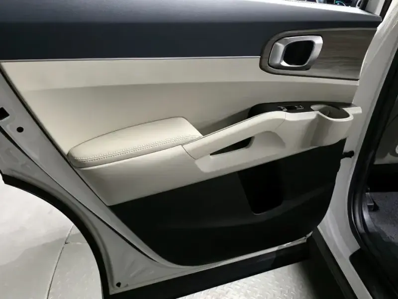 2022 Kia Sorento с пробегом 93 589 км