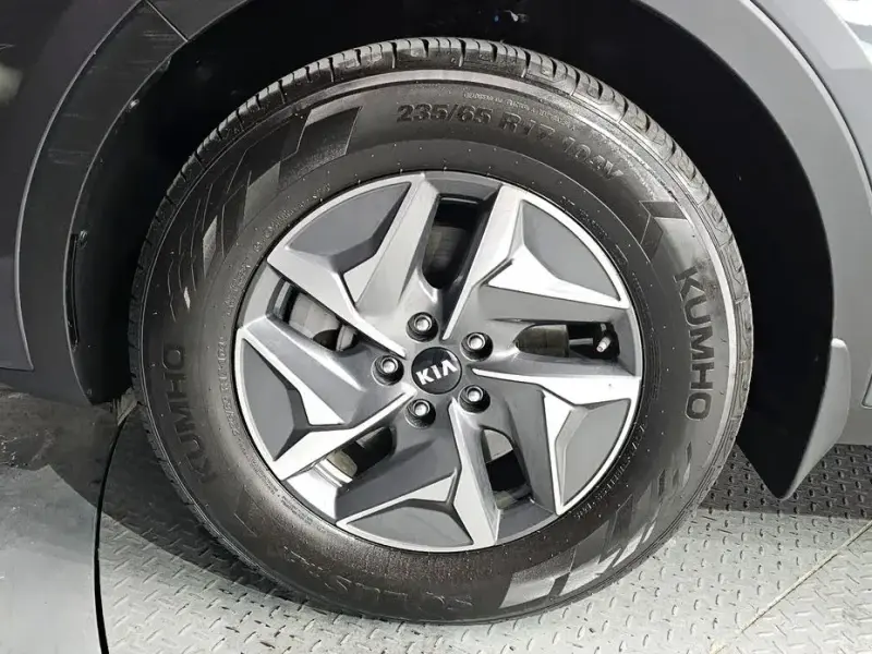 2021 Kia Sorento с пробегом 24 032 км