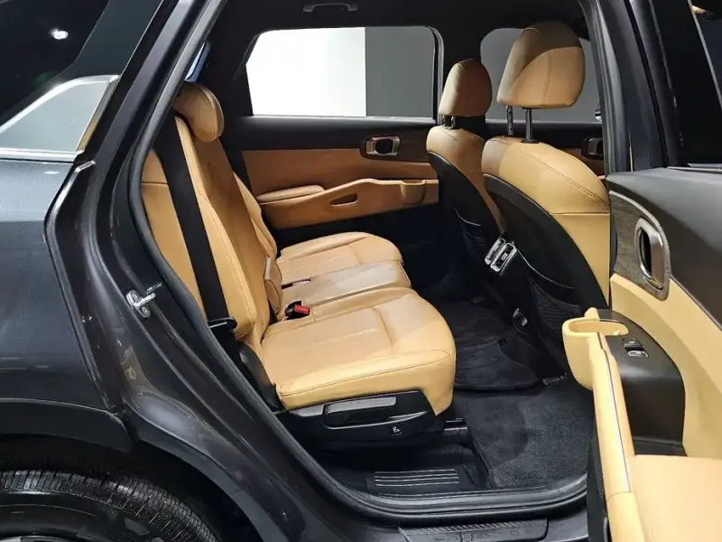 2021 Kia Sorento с пробегом 24 032 км