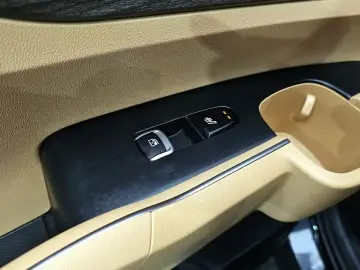 2021 Kia Sorento с пробегом 24 032 км