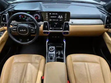 2022 Kia Sorento с пробегом 49 376 км