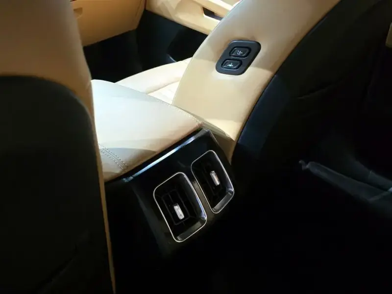 2022 Kia Sorento с пробегом 49 376 км